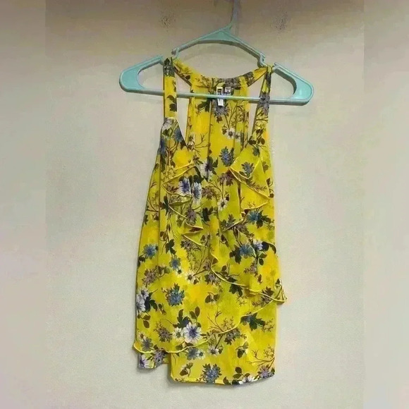 Kut from the Kloth Yellow Floral Blouse size Medium - Picture 1 of 4